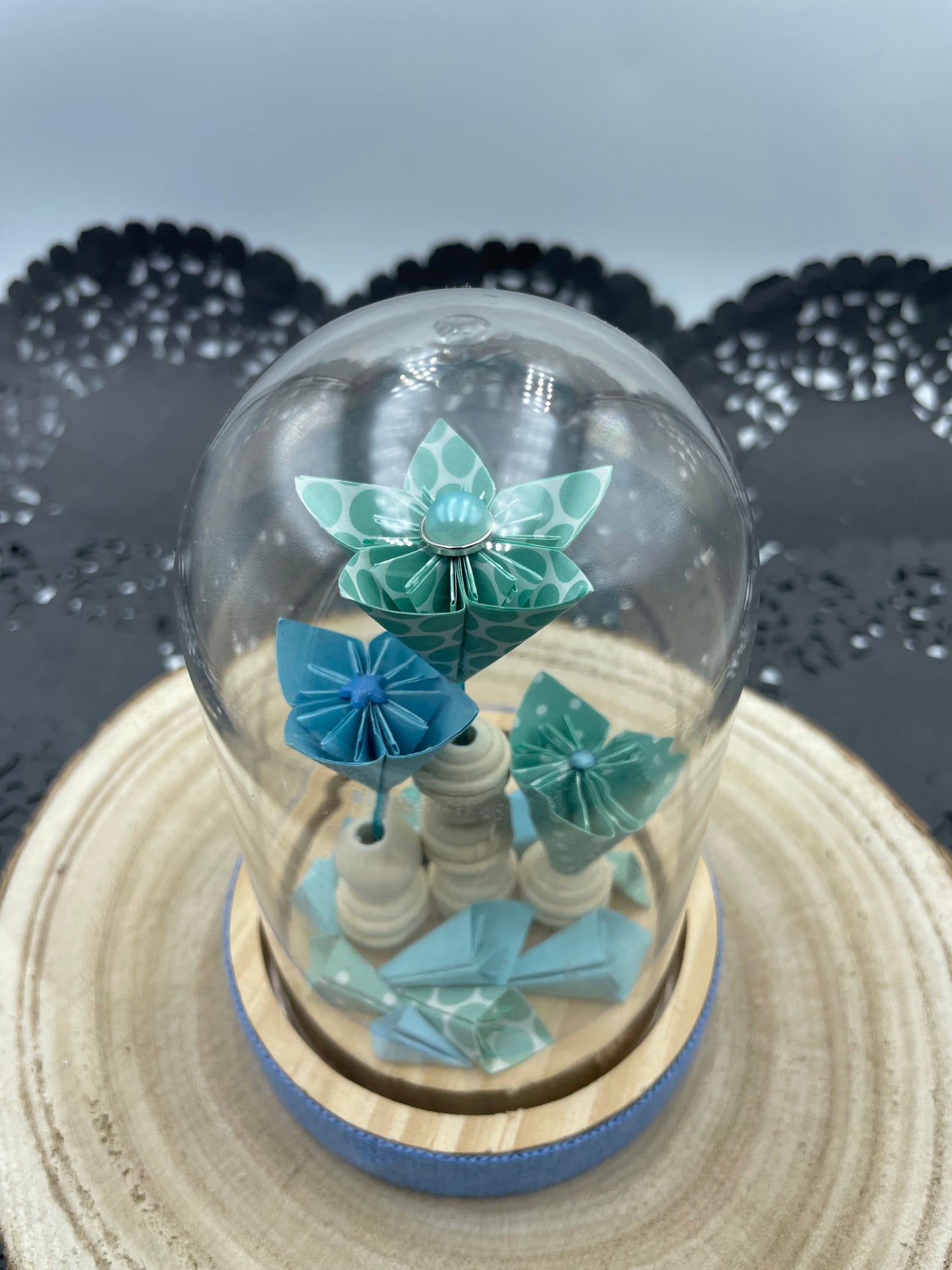 Cloche fleurie bleu