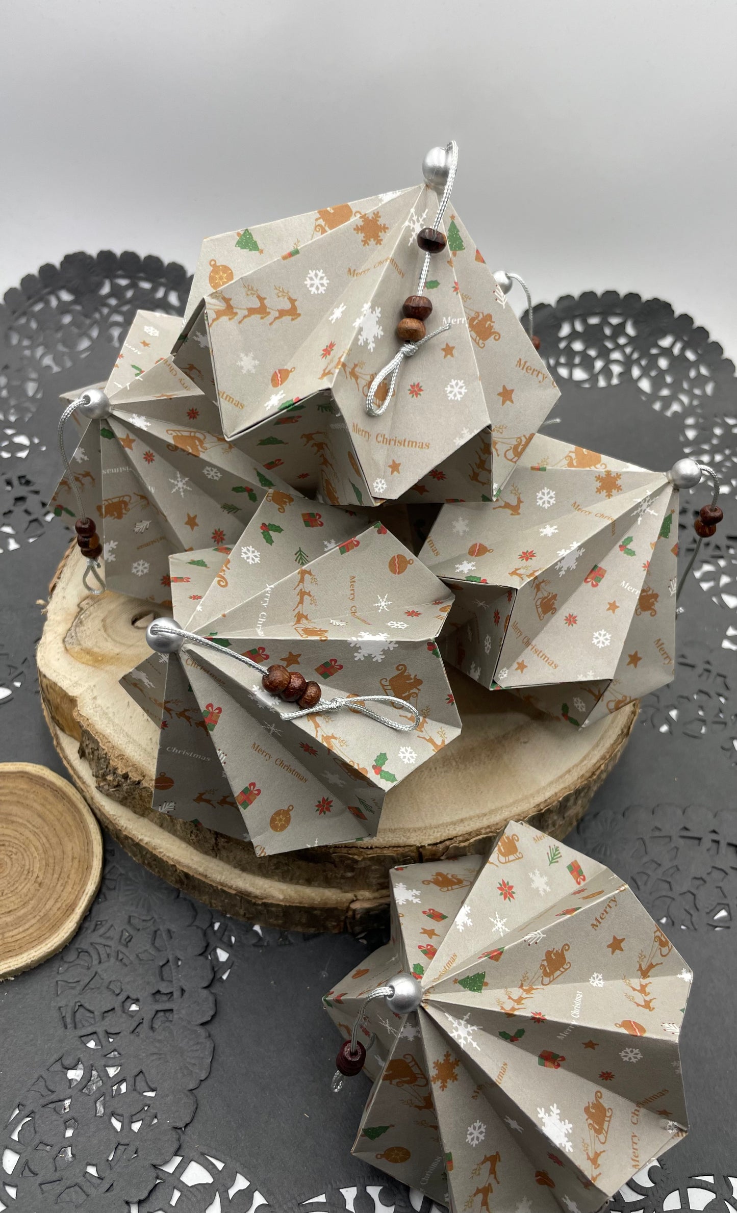 Lot six boules de Noël